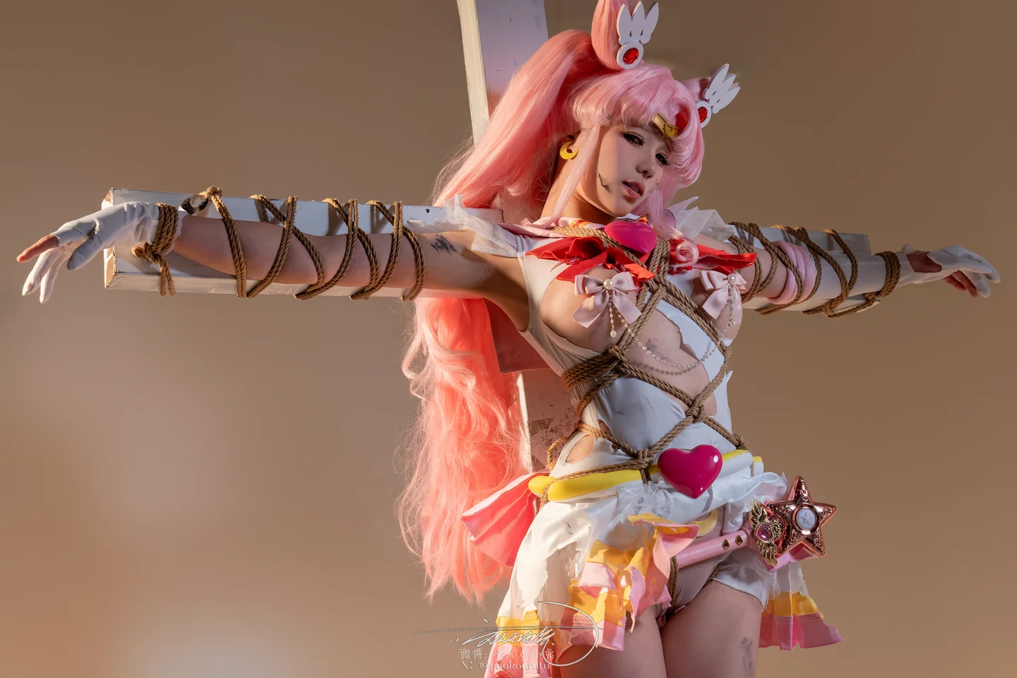 咬一口兔娘_24年06月_小小兔大危机_73P,1V_1_82GB tg@simisebaisi 【丝足阁】039.webp